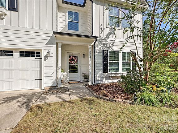2nd image of 1104 Bassett Way