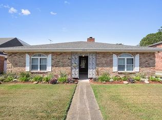 3912 N Turnbull Dr, Metairie, LA 70002