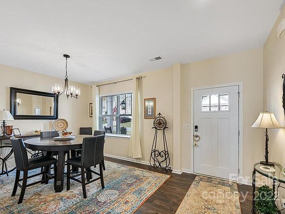 4th image of 230 Marathon Ln