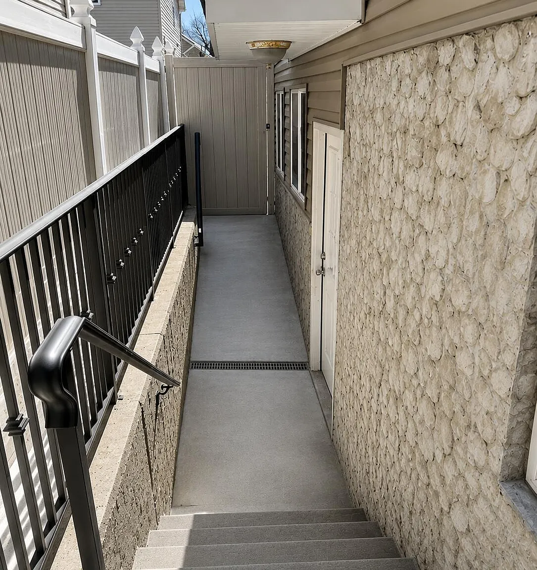 1 bed, 1993 sqft, $1,600 — Photo 1