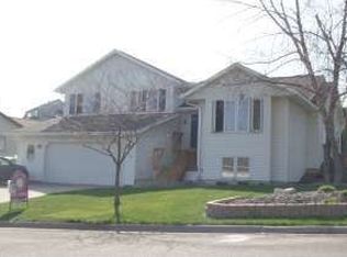 176 McIntosh Rd E, La Crescent, MN 55947