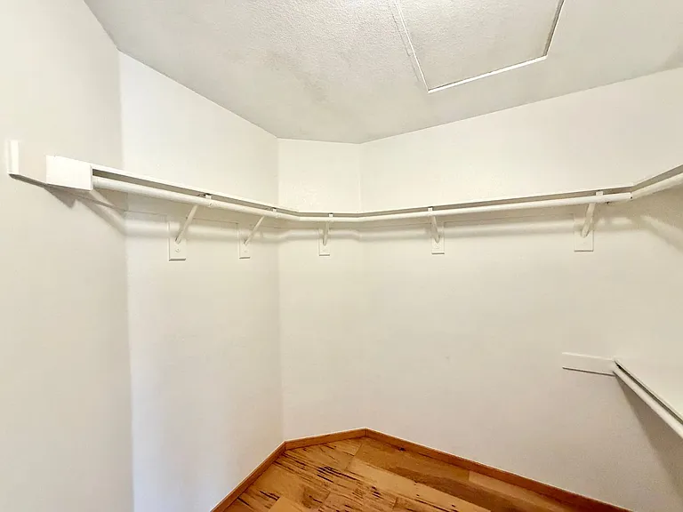 22988 Joaquin Ridge Dr — Photo 18