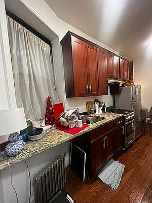 2nd image of 11 Stanton St #4BC