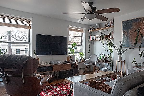 1st image of 129 Coffey St APT 2A