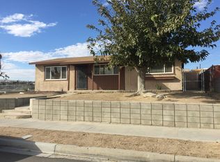 750 Elm St, Barstow, CA 92311