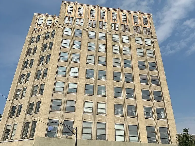 1550 S Blue Island Ave #717 — Photo 1