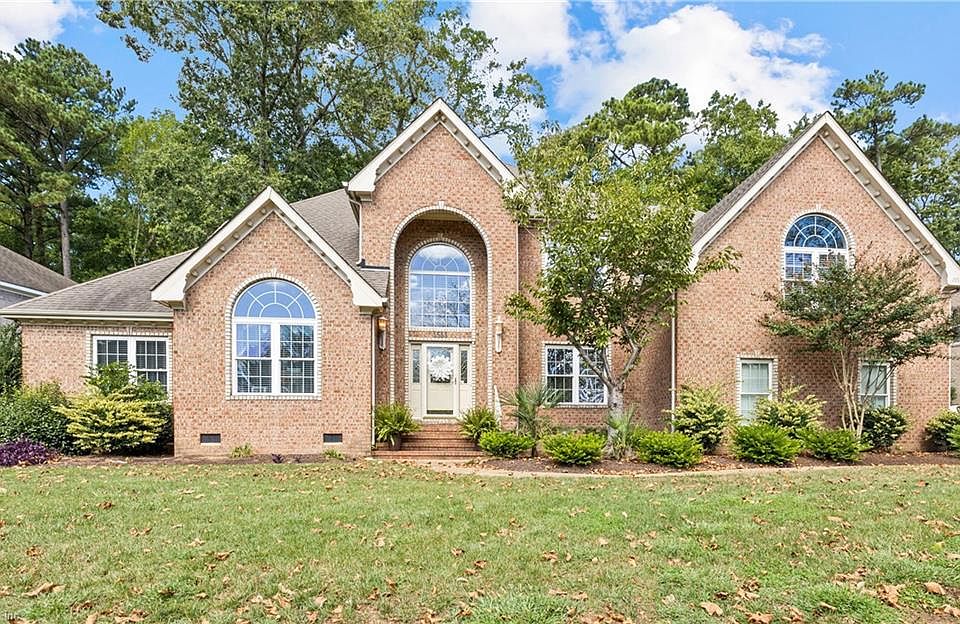 1553 Godfrey Lane, Offering a downstairs Primary BR and a Office/BR