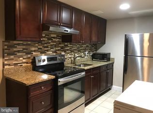 18902 Montgomery Village Ave, Gaithersburg, MD 20886