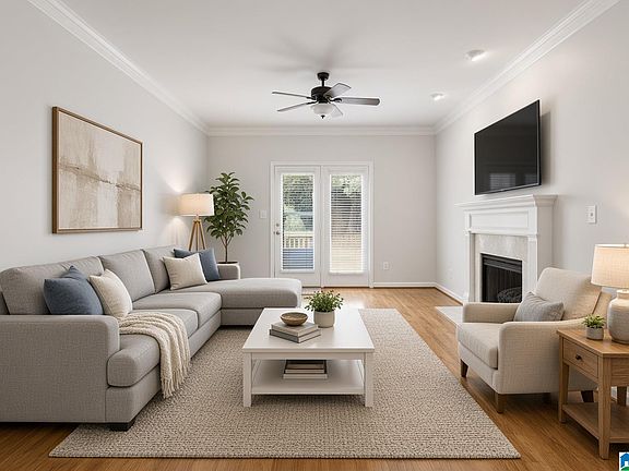 5th image of 207 Meadow Croft Cir