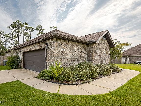 4th image of 6401 Palmetto Pointe Dr