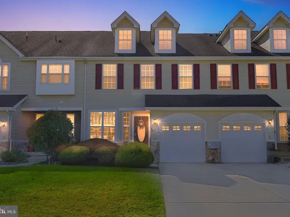 294 Westbrook Dr, Woolwich Township, NJ 08085