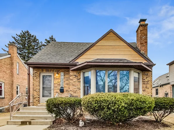 7166 N Moody Ave, Chicago, IL 60646