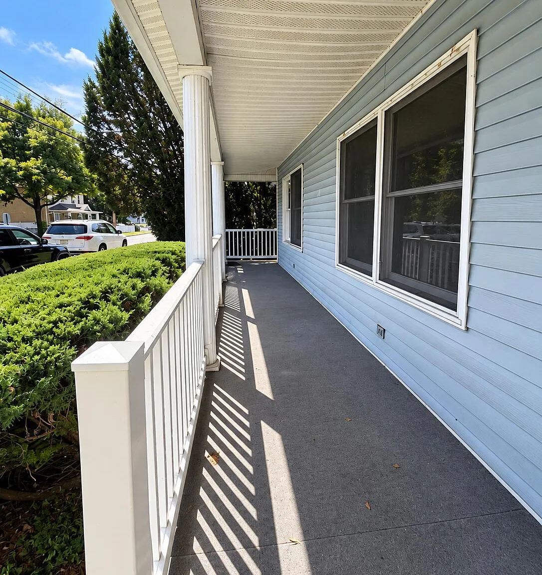 2 bed, 1.0 bath, 1050 sqft, $1,350 — Photo 4