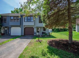 11 Westchester Ct, Clifton Park, NY 12065