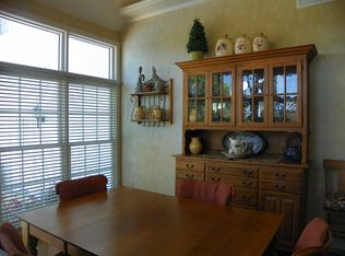 4 Shadow Ridge Dr, Easton, MO 64443