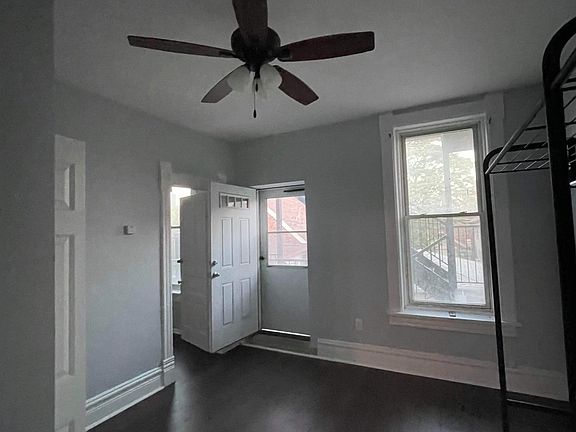 5th image of 1639 S Throop St Floor 2