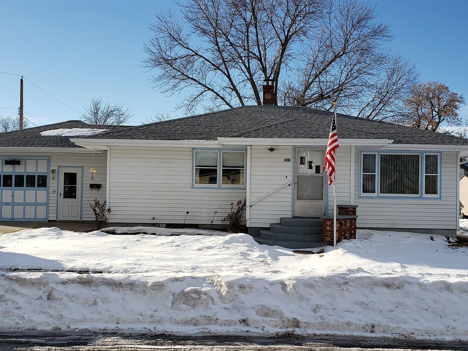 503 S 1st St, Parkston, SD 57366 Zillow
