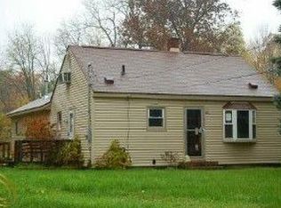 2029 Richwood Rd, Auburn Hills, MI 48326