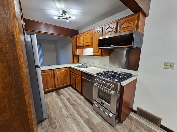 1006 W Kalsched St #1016, Marshfield, WI 54449