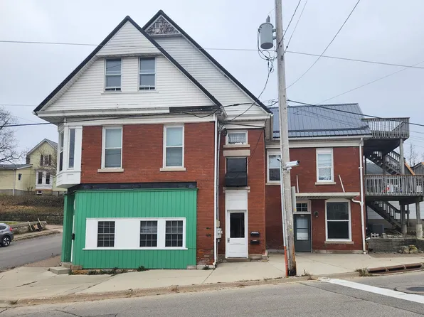 800 W 5th St, Dubuque, IA 52001