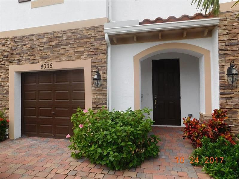 1st image of 4335 Brewster Ln