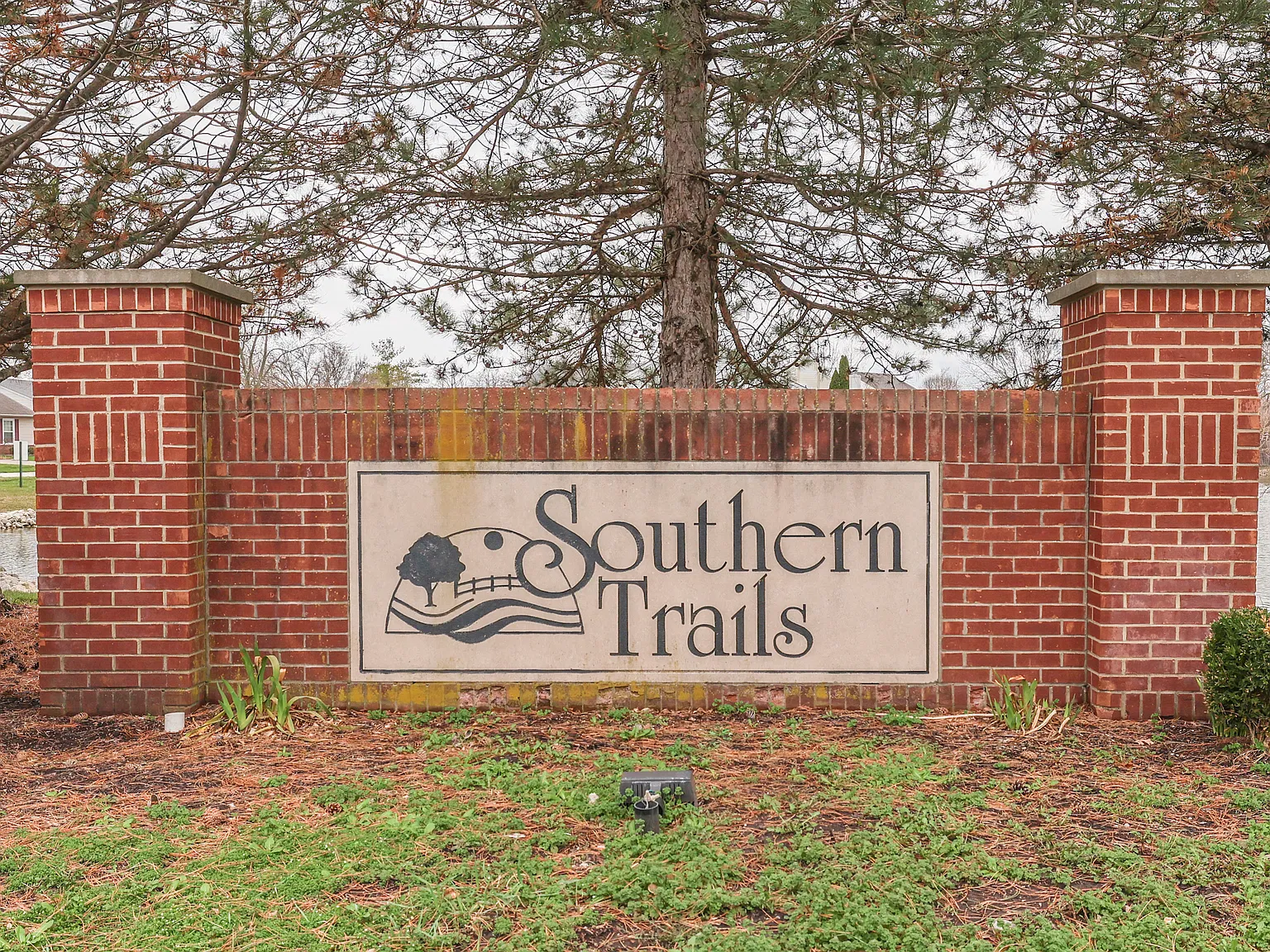 3 bed, 1410 sqft, $1,950 — Photo 3