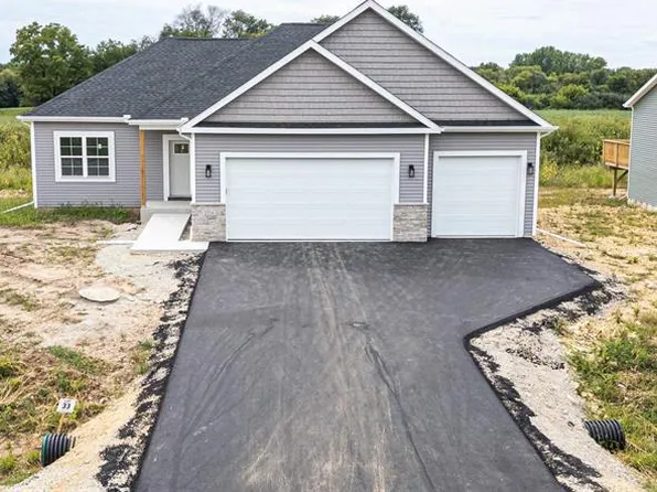 924 Duke STREET, Brownsville, WI 53006