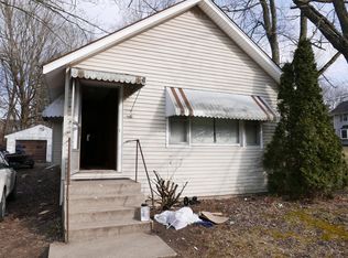 966 N 26th St, Kalamazoo, MI 49048