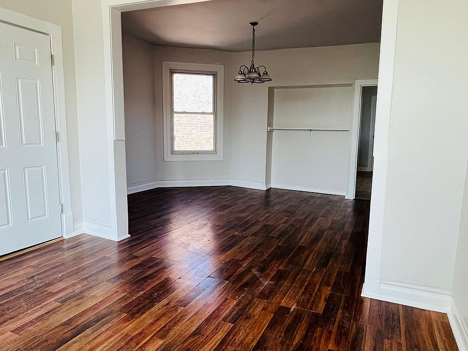 1st image of 2445 S Keeler Ave #3S