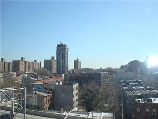 Rented by R New York | media 12