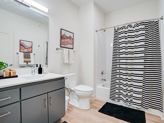 5th image of 600 5th Ave S #229