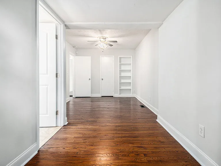1686 Derrill Dr — Photo 14
