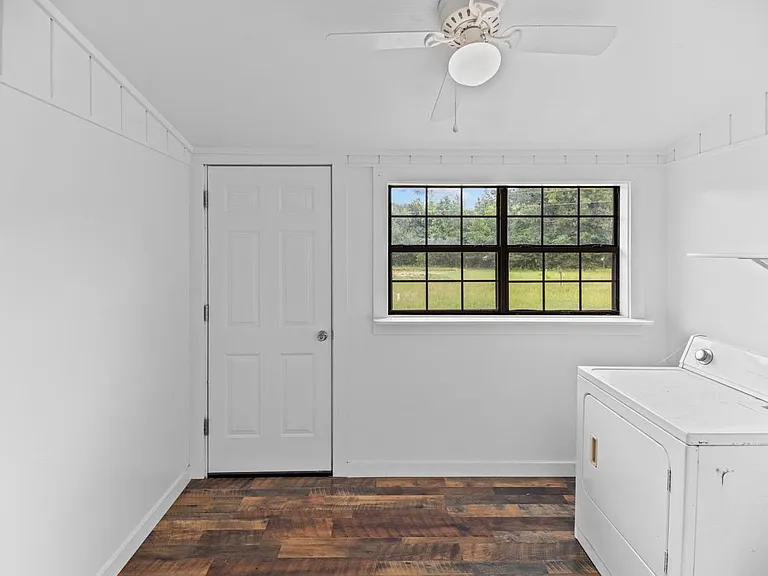 12614 FM 777 — Photo 17