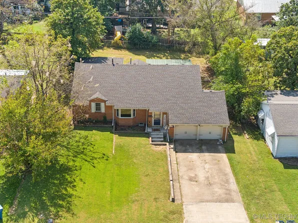 1504 E Comanche Ave, McAlester, OK 74501