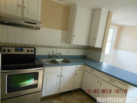 4th image of 3401 Pillsbury Ave