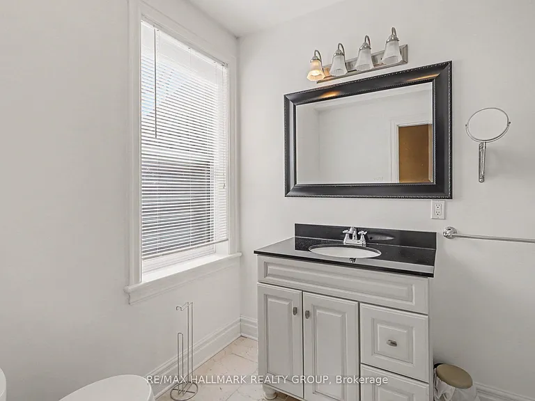 34 Lewis St — Photo 21