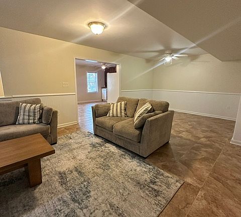 4th image of 11021 Naples Ct #Basement