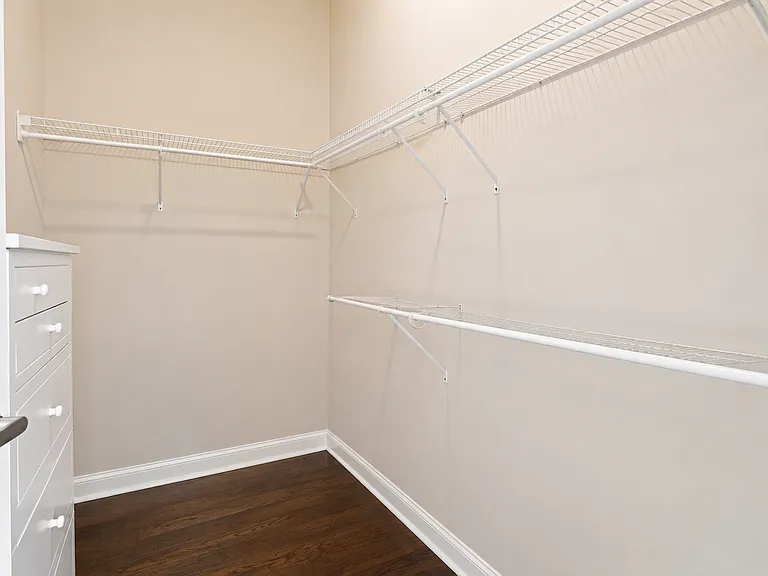 1946 S Racine Ave #3R — Photo 17