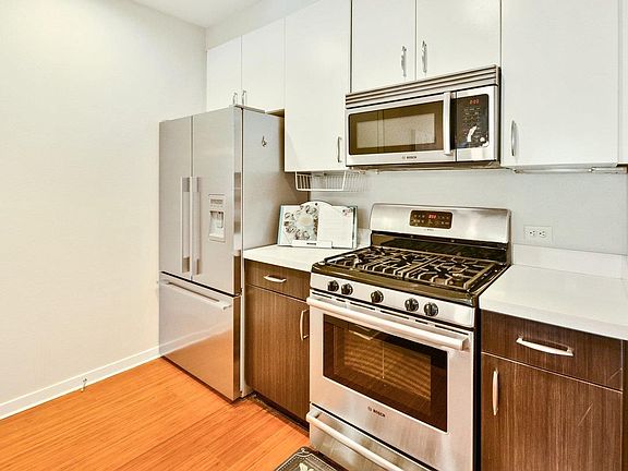 4th image of 555 Bartlett St APT 312