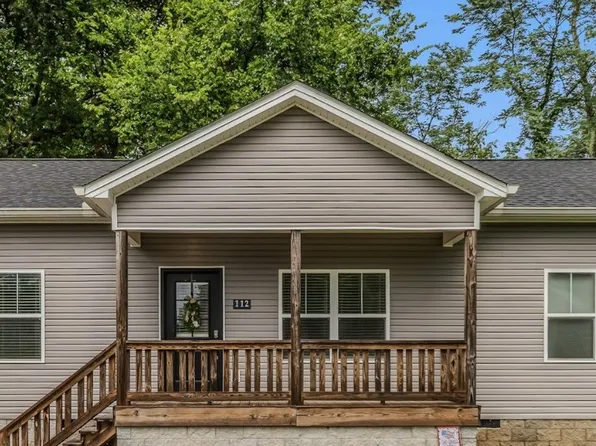 112 Holland Dr, Burns, TN 37029