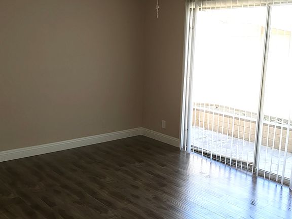 5th image of 1047 Canosa Ave
