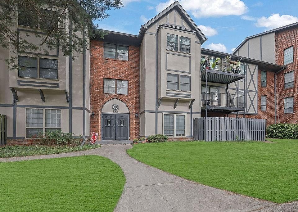 1st image of 6851 Roswell Rd Unit Q20