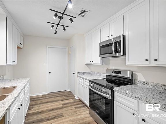 5th image of 4090 Kingston Ct
