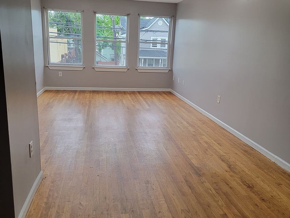 1st image of 95 Stuyvesant Ave Floor 1