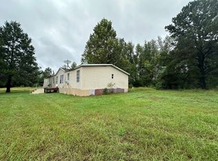 880 Loggins Rd, Bronson, TX 75930
