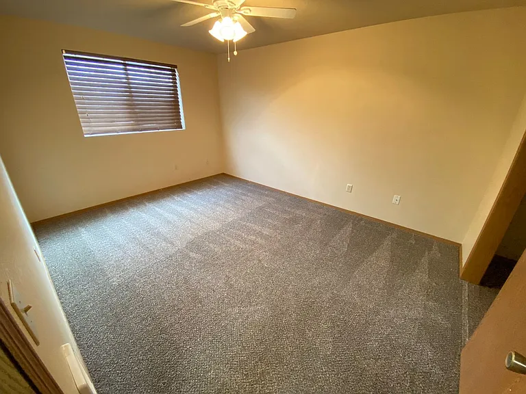 109 S Pearl St. — Photo 12