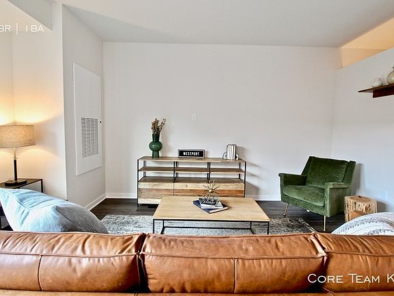 4th image of 4101 Broadway #J1