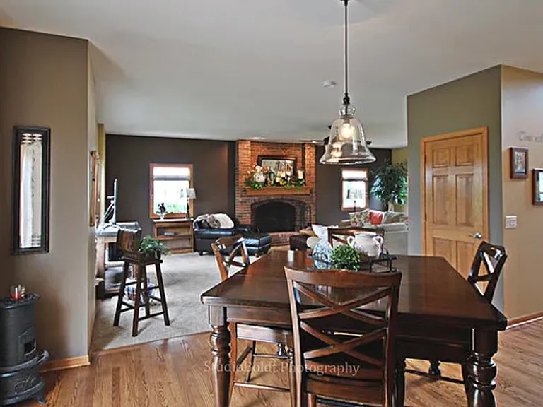 610 Greenfield Turn — Photo 9