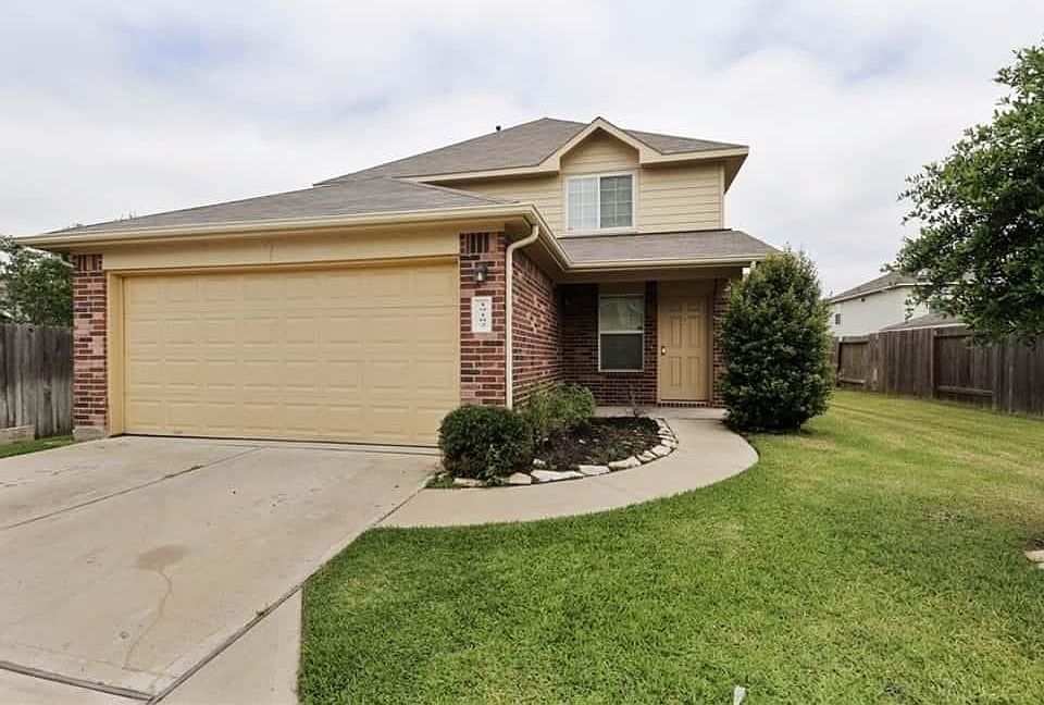 1st image of 19102 Canaras Ct