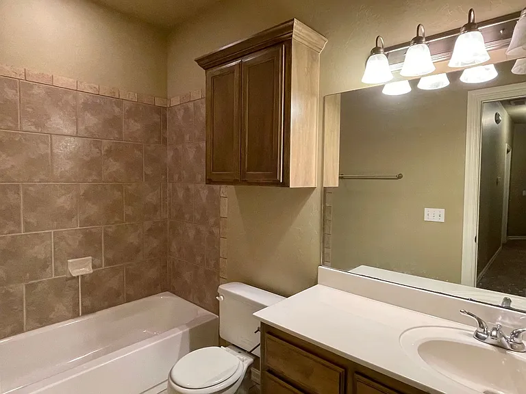 6737 NW 125th Ct — Photo 18